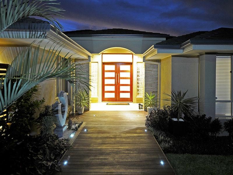 10 Lacerta Avenue, Robina QLD 4226