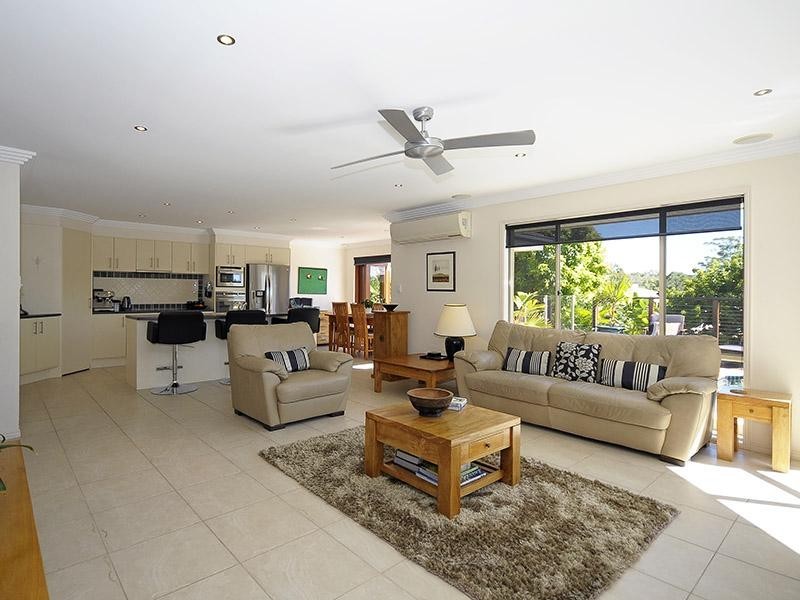 10 Lacerta Avenue, Robina QLD 4226