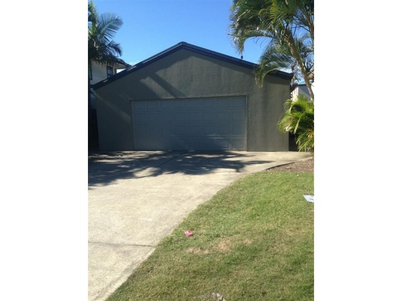 25 Petrel Avenue, Mermaid Beach QLD 4218