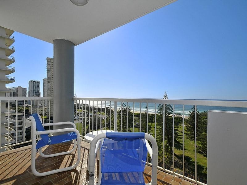 37/155 Old Burleigh Road, Broadbeach QLD 4218