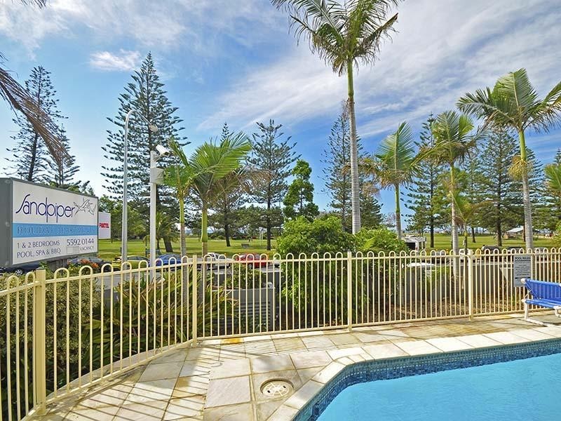 37/155 Old Burleigh Road, Broadbeach QLD 4218