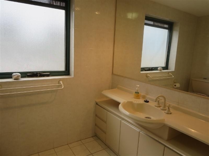 5/28 Marine Parade, Miami QLD 4220