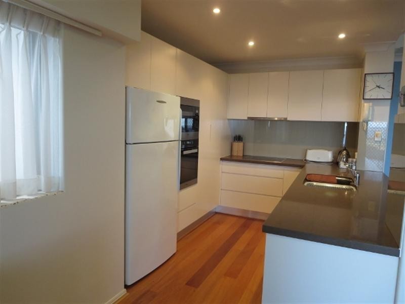 5/28 Marine Parade, Miami QLD 4220