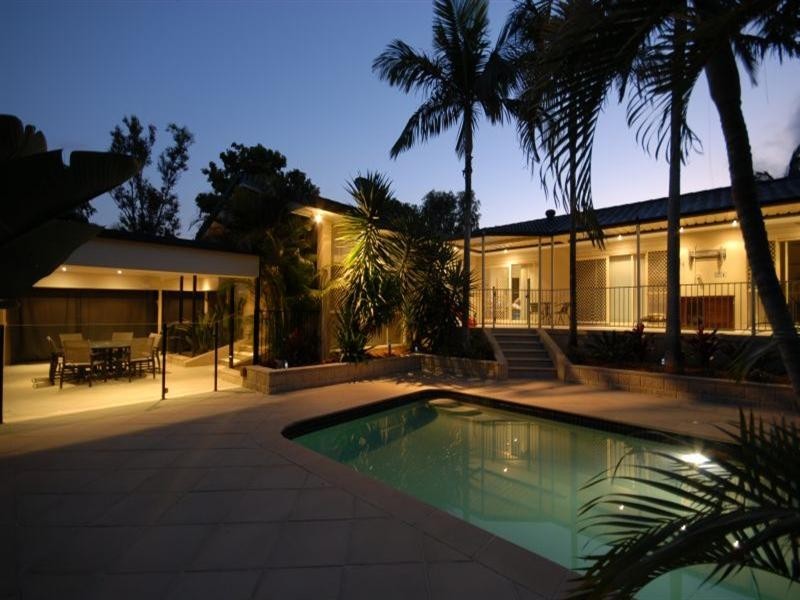 16 Moorabbin Place, Robina QLD 4226