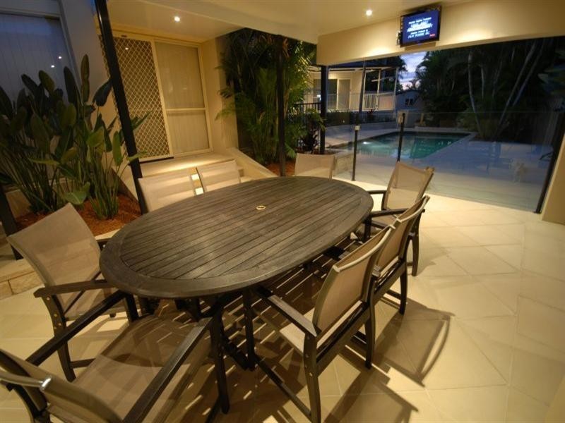 16 Moorabbin Place, Robina QLD 4226