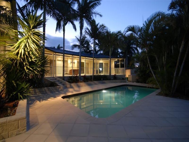 16 Moorabbin Place, Robina QLD 4226