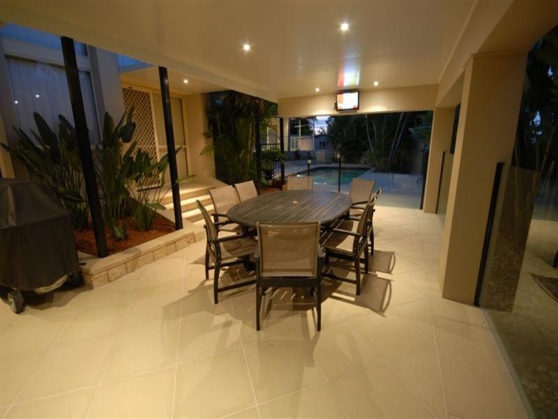 16 Moorabbin Place, Robina QLD 4226