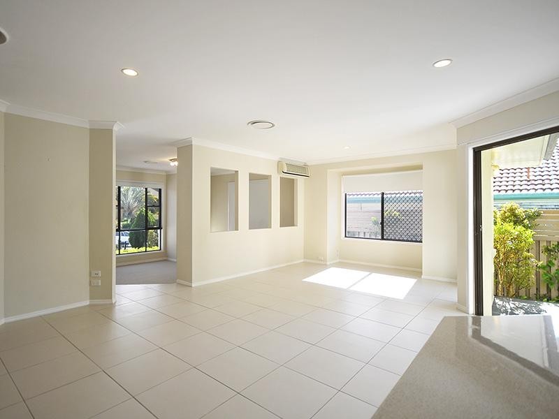 35 Concord Circuit, Robina QLD 4226