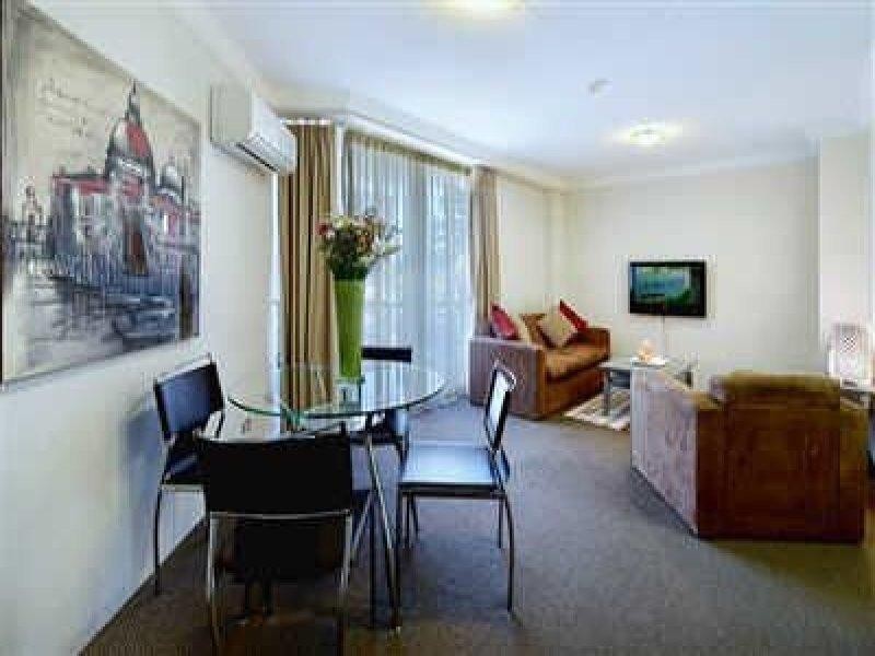 9-21 Beach Parade, Surfers Paradise QLD 4217