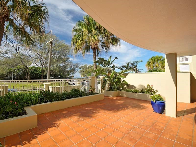 Unit 40/122 Old Burleigh Road, Broadbeach QLD 4218