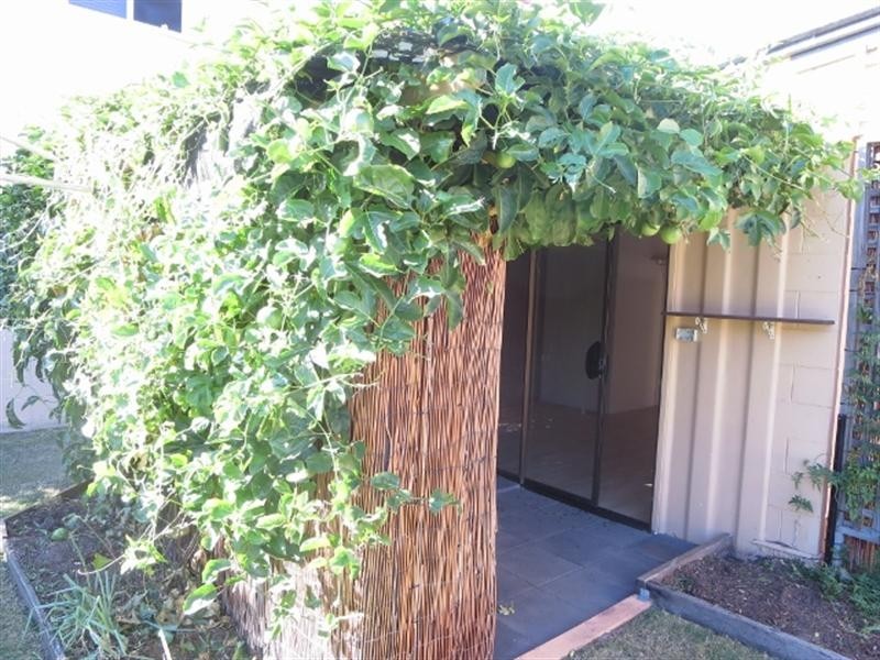 27 Dudley Street, Mermaid Beach QLD 4218