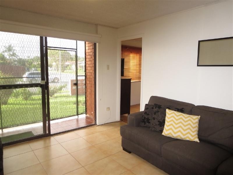 1/14 Oceanic Drive, Mermaid Waters QLD 4218