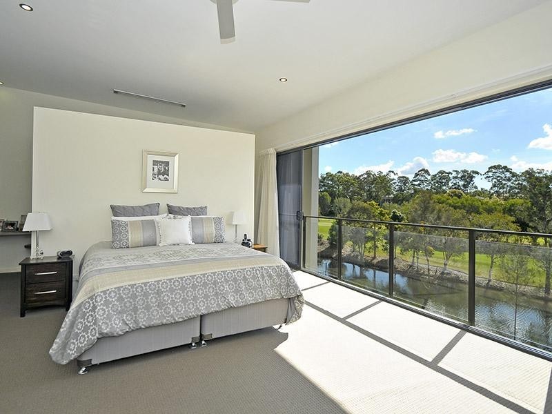 3/22 Andromeda Parade, Robina QLD 4226