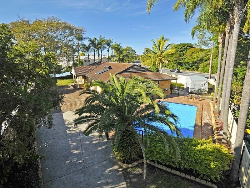 22 Wanneroo Court, Mermaid Waters QLD 4218