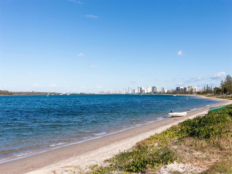 9/550 Marine Parade, Biggera Waters QLD 4216