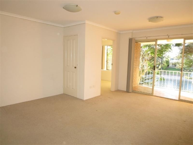 5/45 Karbunya Street, Mermaid Waters QLD 4218