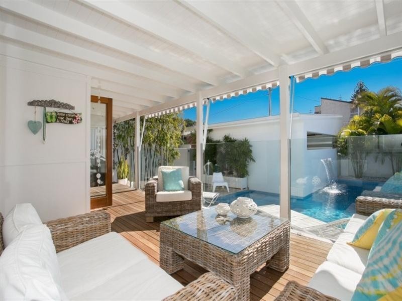 18 William Street, Mermaid Beach QLD 4218