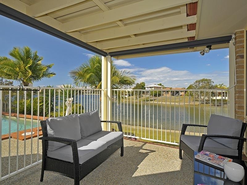 94 Honeyeater Drive, Burleigh Waters QLD 4220