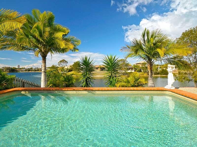 94 Honeyeater Drive, Burleigh Waters QLD 4220