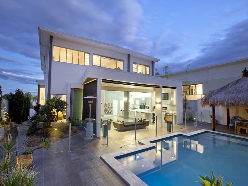 5008 Riverwood Grove, Benowa QLD 4217