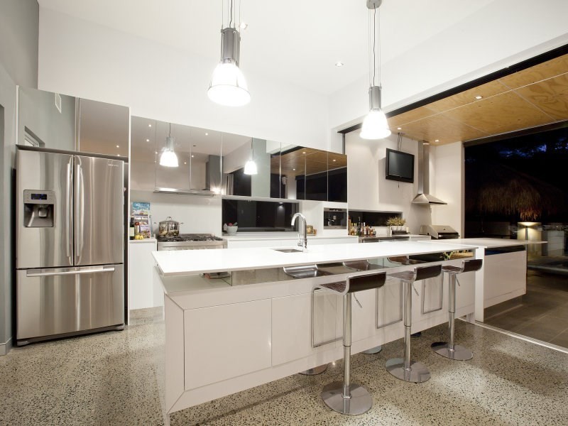 5008 Riverwood Grove, Benowa QLD 4217