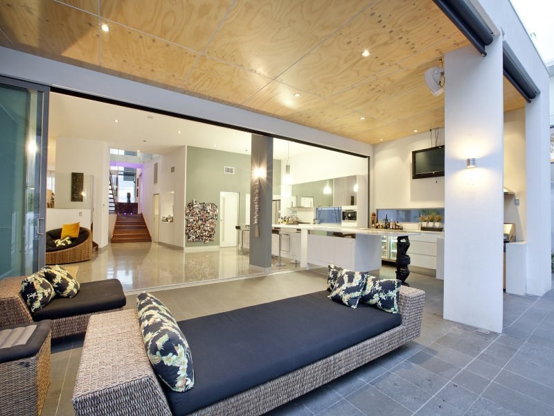 5008 Riverwood Grove, Benowa QLD 4217