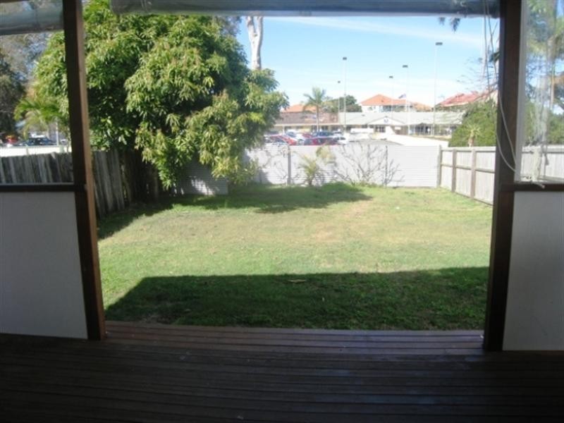 20 Sportsman Avenue, Mermaid Beach QLD 4218