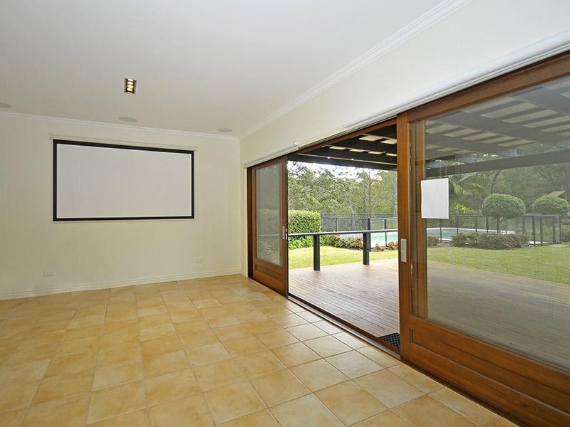 33 Moondance Court, Bonogin QLD 4213