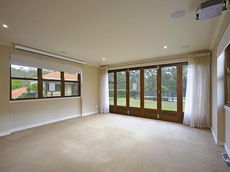 33 Moondance Court, Bonogin QLD 4213