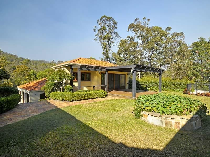33 Moondance Court, Bonogin QLD 4213