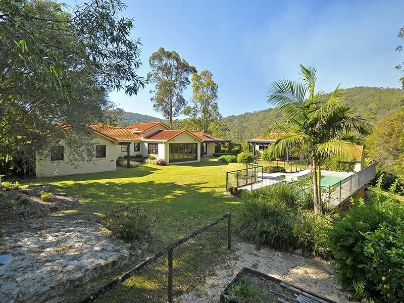 33 Moondance Court, Bonogin QLD 4213
