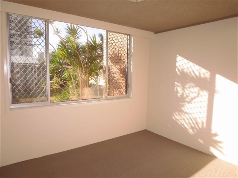 2/10 Frederick Street, Surfers Paradise QLD 4217