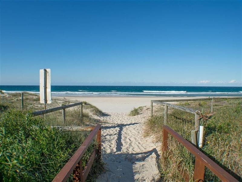 2/10 Frederick Street, Surfers Paradise QLD 4217