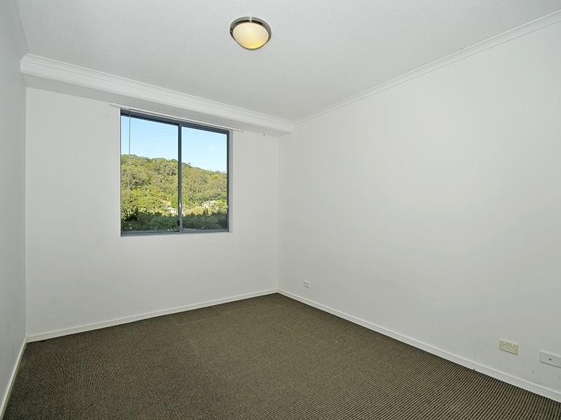 2014/1 Ocean Street, Burleigh Heads QLD 4220
