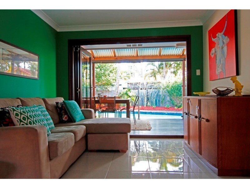 22 Carolina Close, Elanora QLD 4221