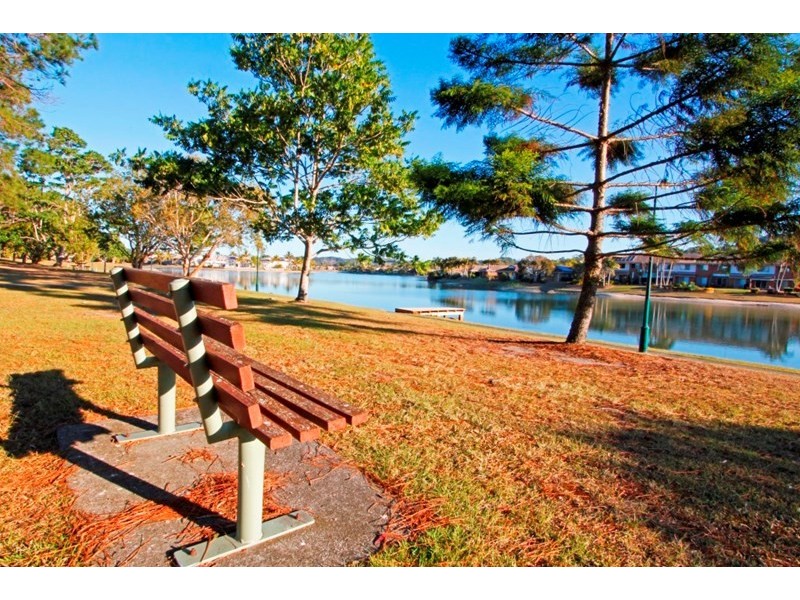 22 Carolina Close, Elanora QLD 4221