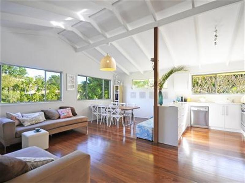 13 Mirreen Drive, Tugun QLD 4224