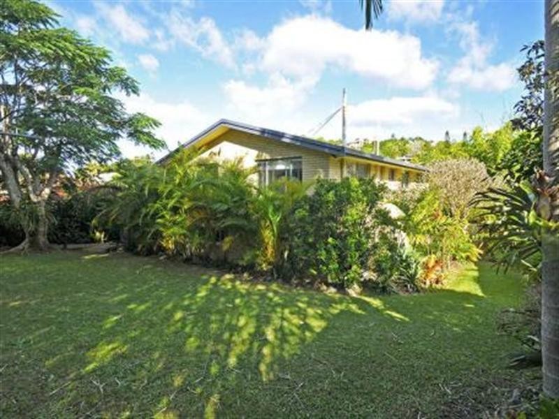 13 Mirreen Drive, Tugun QLD 4224