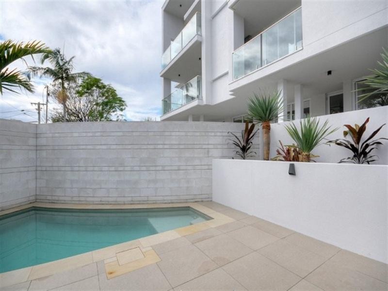 305/46-48 Peerless Avenue, Mermaid Beach QLD 4218