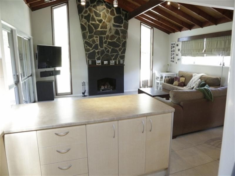 75 Clear Island Road, Broadbeach Waters QLD 4218