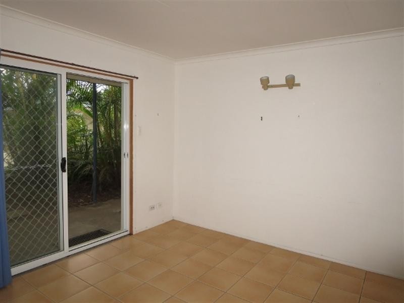 6/7 Sunbrite Avenue, Mermaid Beach QLD 4218