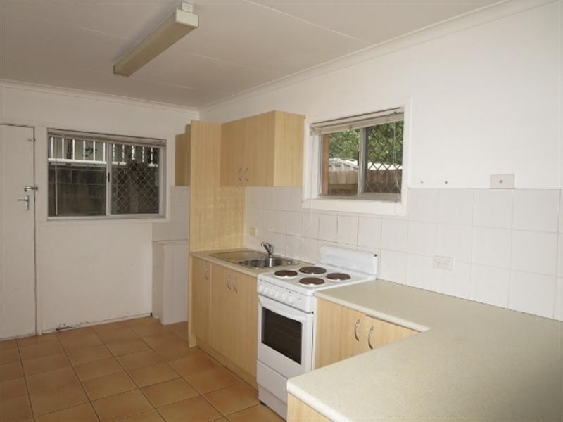 6/7 Sunbrite Avenue, Mermaid Beach QLD 4218