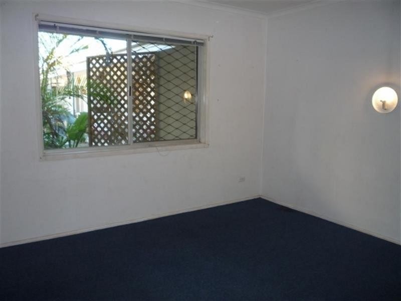 6/7 Sunbrite Avenue, Mermaid Beach QLD 4218