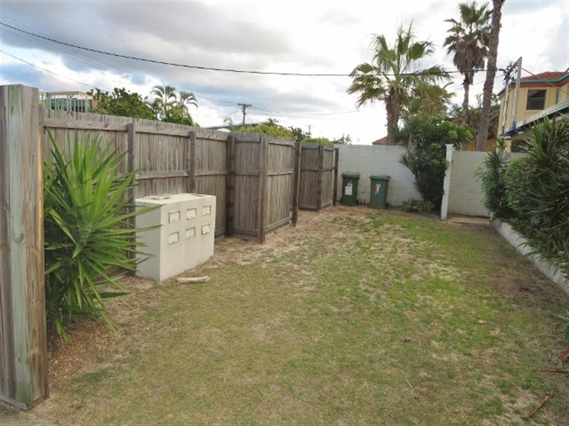 6/7 Sunbrite Avenue, Mermaid Beach QLD 4218