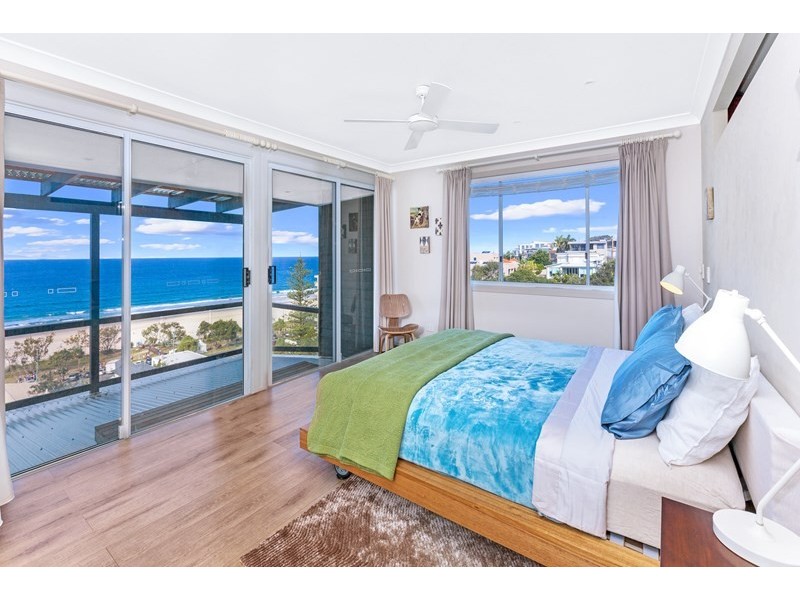 10 Barker Street, Currumbin QLD 4223