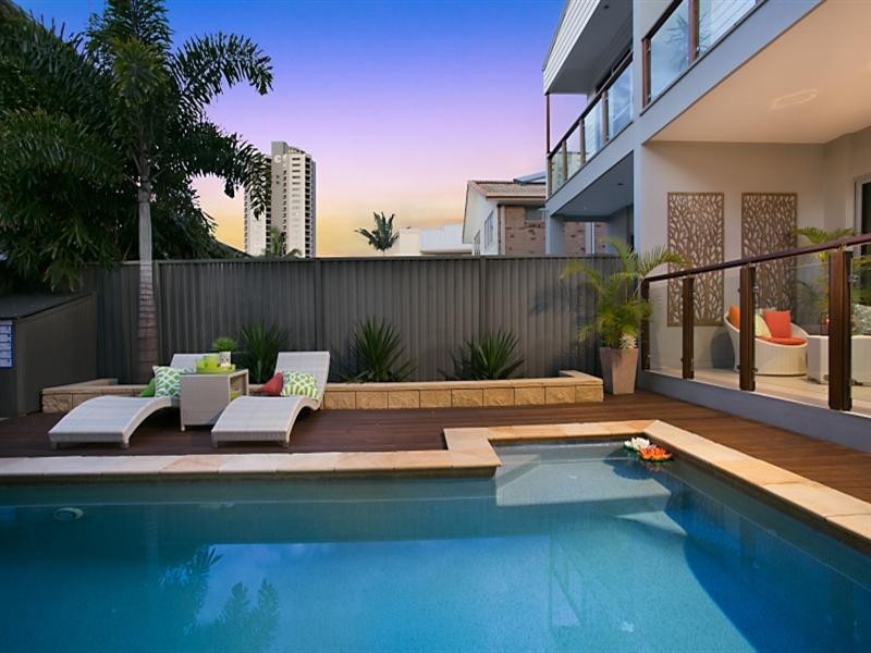 1/9 Cedar Court, Burleigh Heads QLD 4220