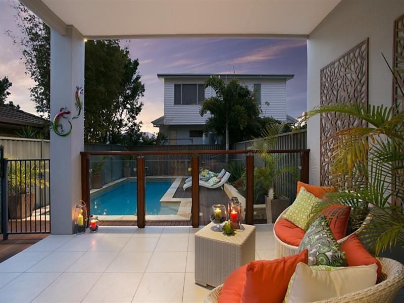 1/9 Cedar Court, Burleigh Heads QLD 4220