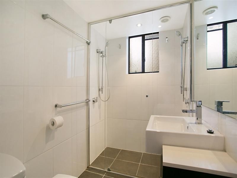 3/24 Goodwin Terrace, Burleigh Heads QLD 4220