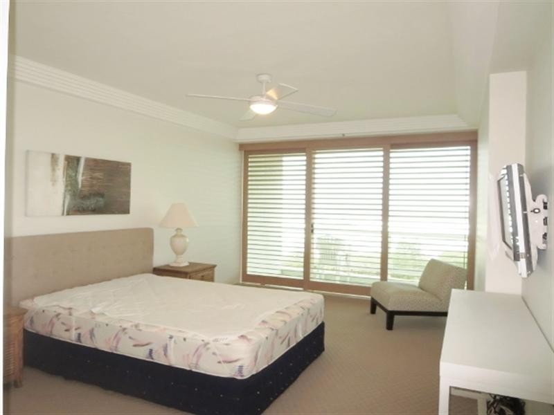 58/177 Old Burleigh Road, Broadbeach QLD 4218