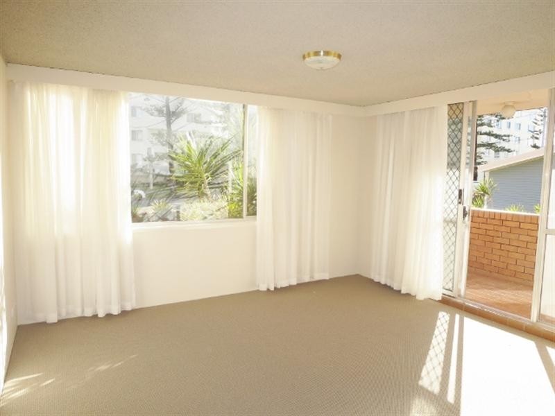 2/10 Frederick Street, Surfers Paradise QLD 4217